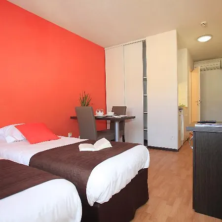 Zenitude Hôtel-résidences 3* Tholonet